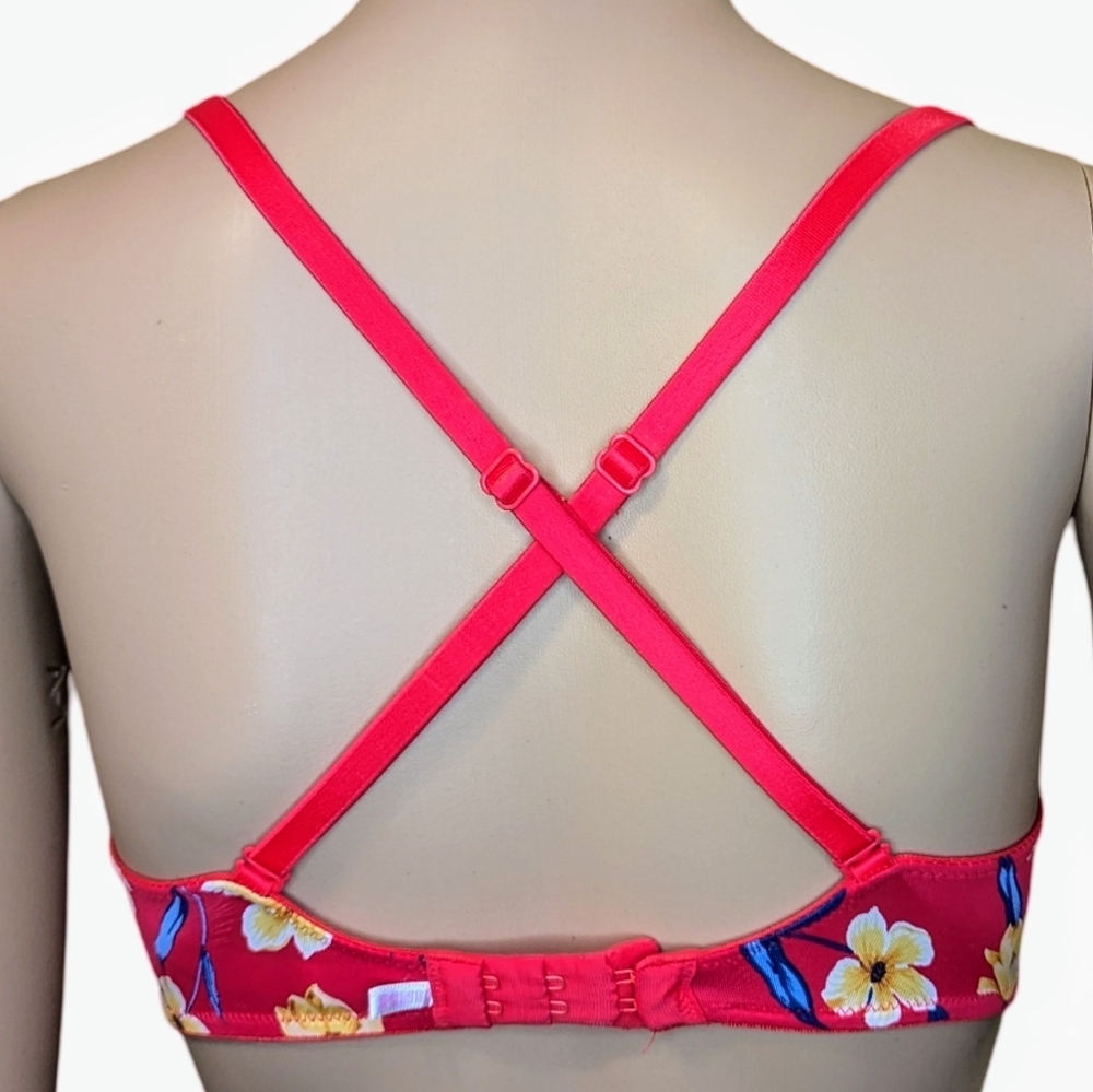 Victoria's Secret Bra. 32D. Convertible to Racerback. Pink Floral. Barely Worn. - Picture 6 of 6